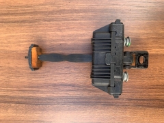 Ограничитель двери Зад Лев BMW X5 E70 51227141033 б/у 51227141033BUT