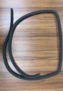 Уплотнитель двери SUZUKI Grand Vitara TDA4W Зад. Лев. (Контрактный) 261220222 7631265J005PK